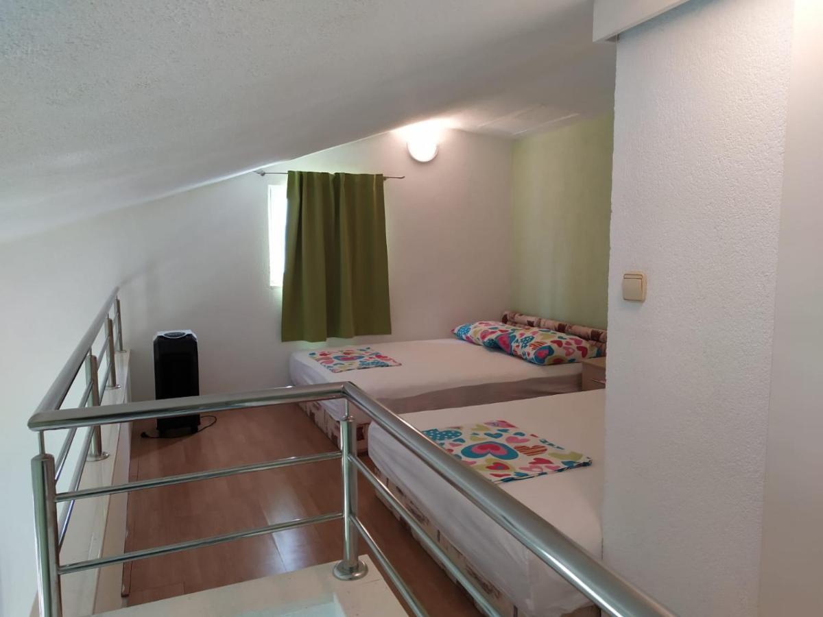 Apartmani Mira Drasnice Bagian luar foto
